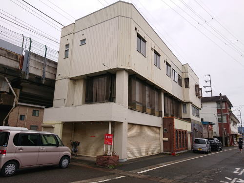 詳細ページへ